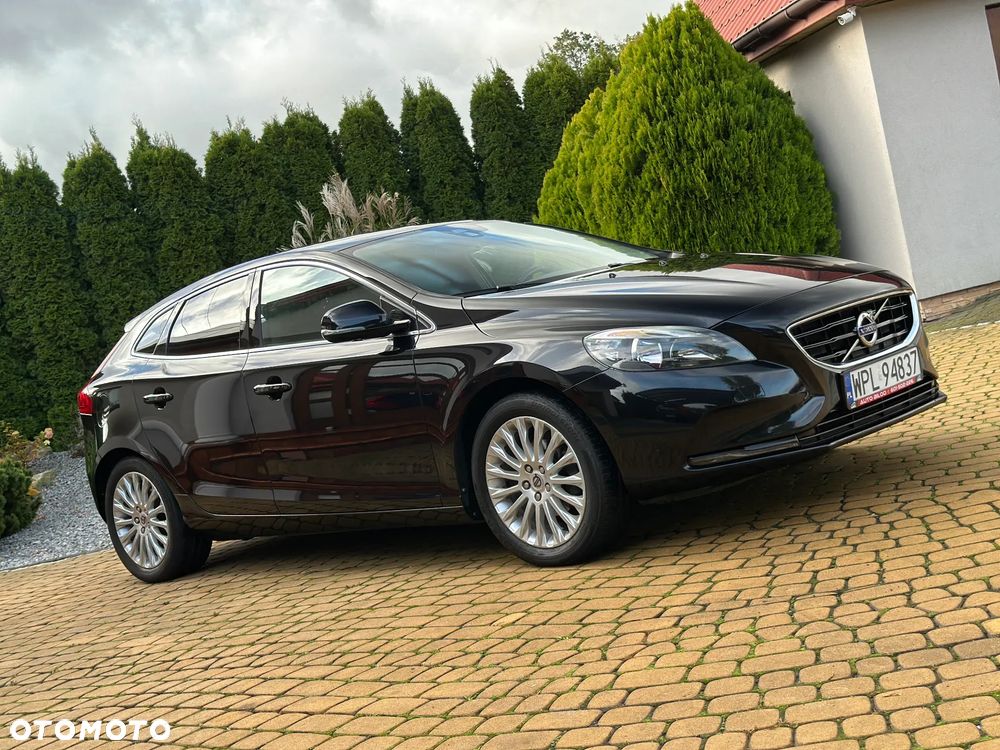 Volvo V40 D2 Momentum - 36