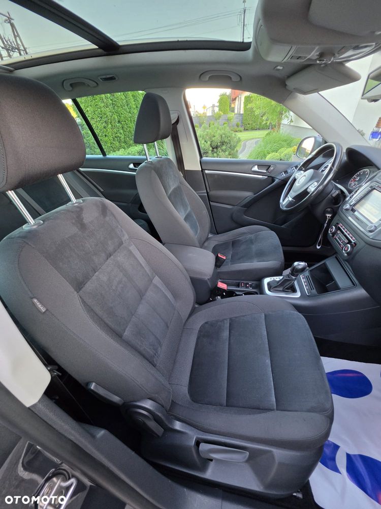 Volkswagen Tiguan 2.0 TDI DPF 4Motion BlueMotion Technology DSG Lounge Sport & Style - 12