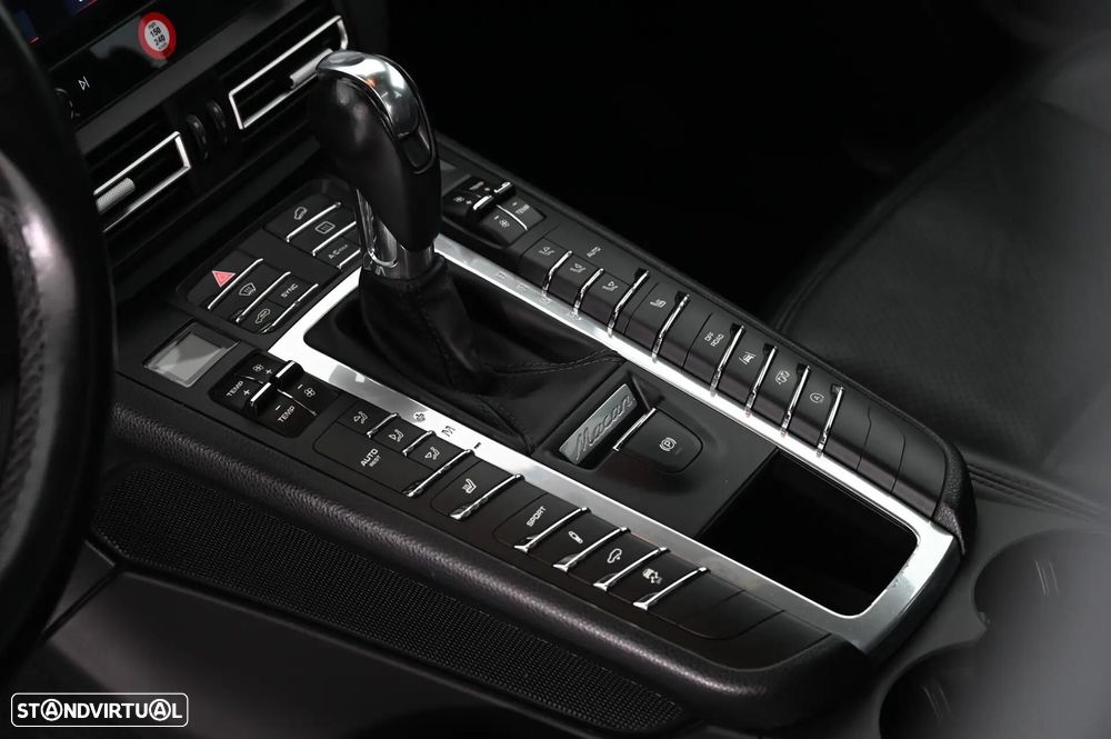 Porsche Macan GTS PDK - 21