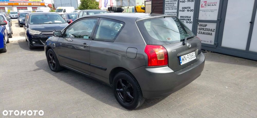 Toyota Corolla - 2