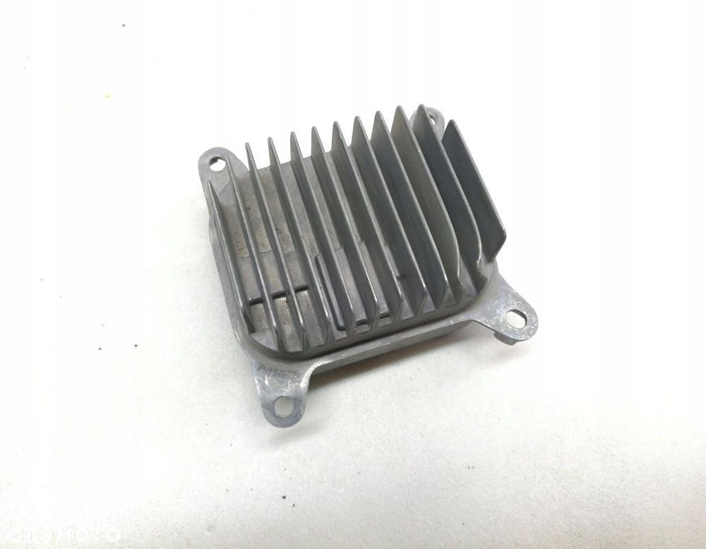 PRZETWORNICA MODUŁ ŚWIATEŁ LED TESLA MODEL 3 P1532925-02-C - 2