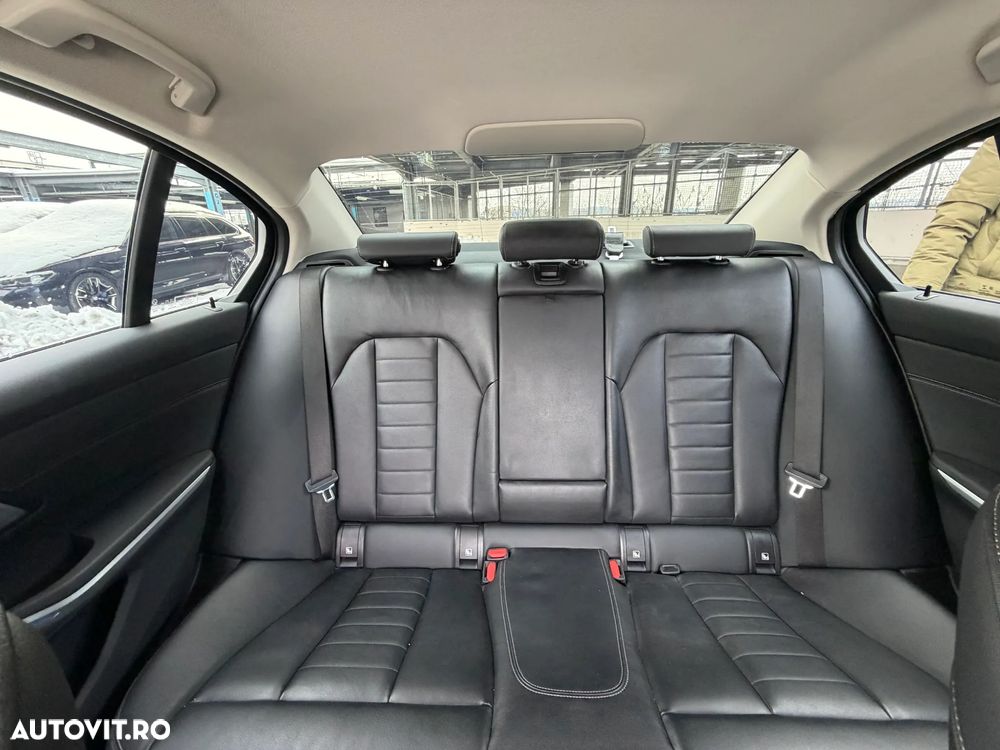 BMW Seria 3 330e AT PHEV - 13