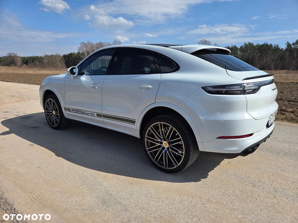 Porsche Cayenne - 2