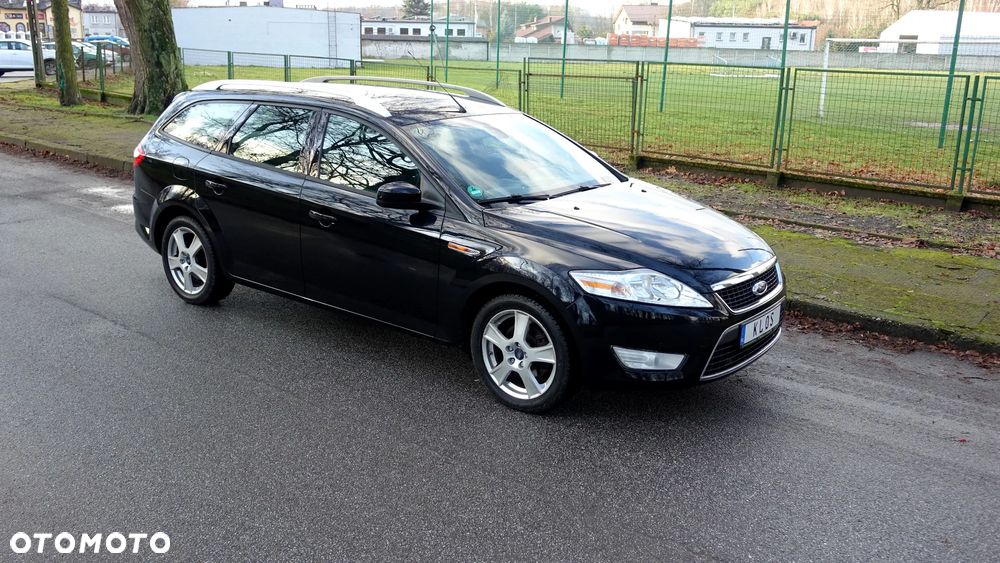 Ford Mondeo - 38