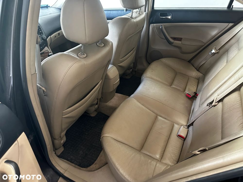Honda Accord - 22
