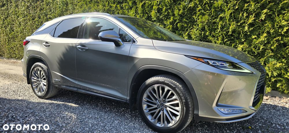 Lexus RX - 9