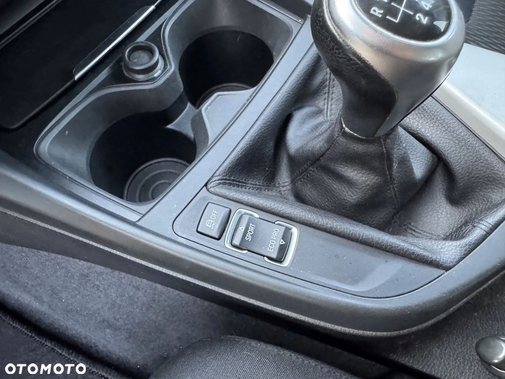 BMW Seria 1 - 31
