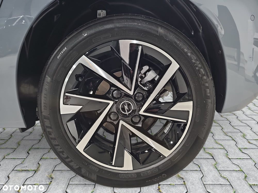 Opel Corsa 1.2 T GS S&S - 10