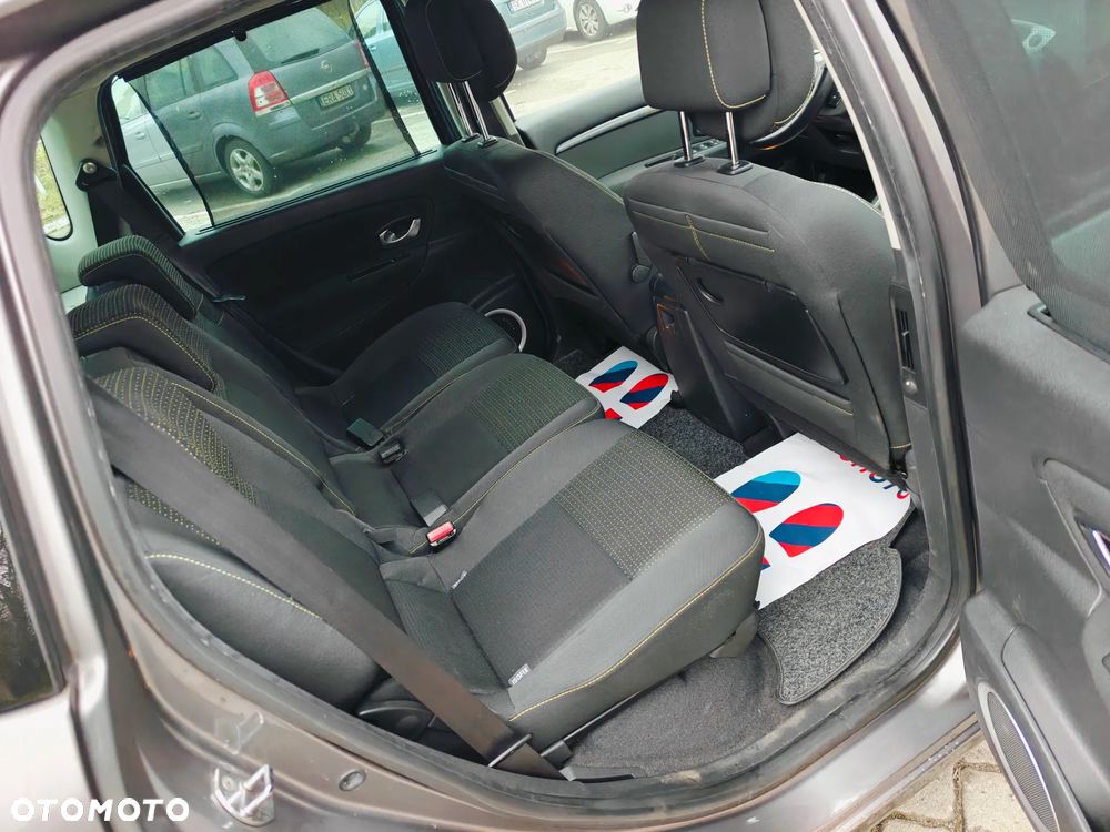 Renault Scenic TCe 130 Dynamique - 19