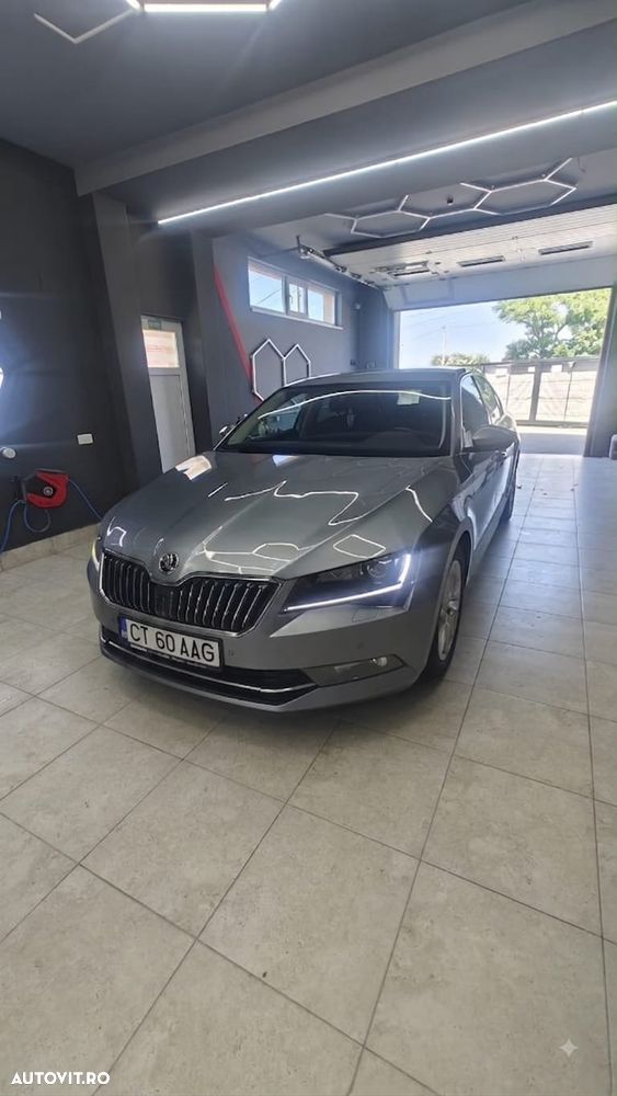 Skoda Superb - 2