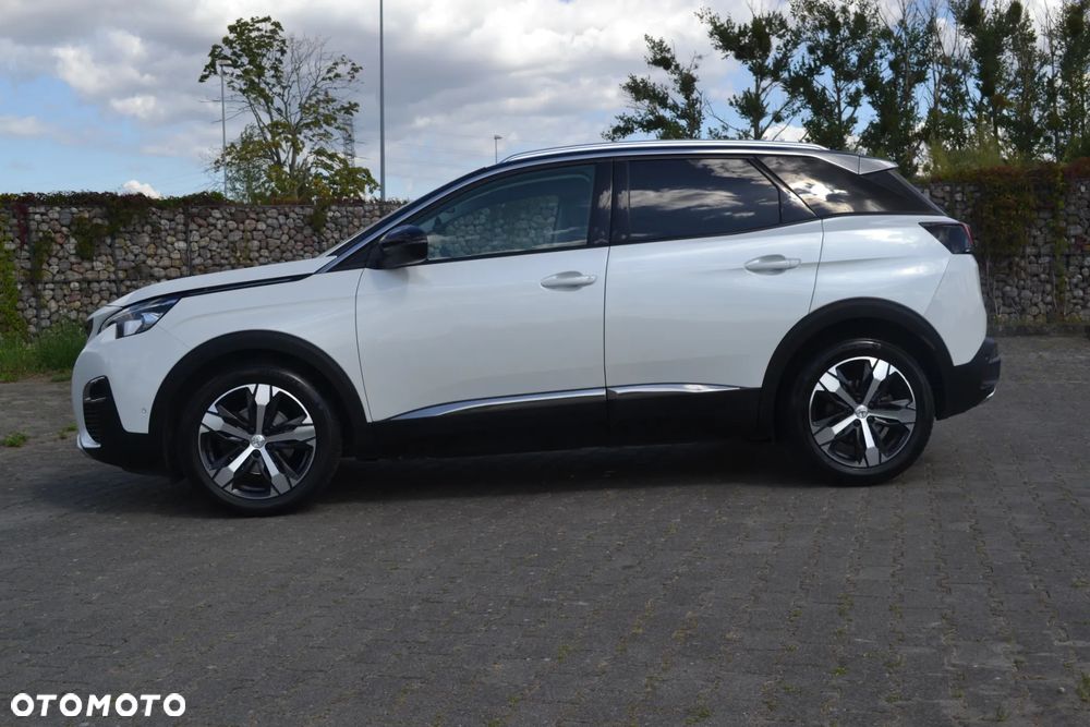 Peugeot 3008 1.2 PureTech GPF Allure S&S EAT8 - 16