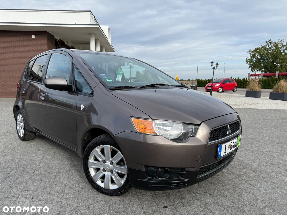 Mitsubishi Colt - 5