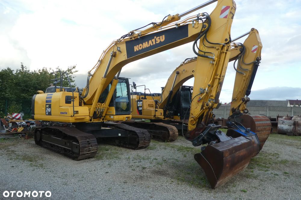 Komatsu PC 210LC-10 - 5