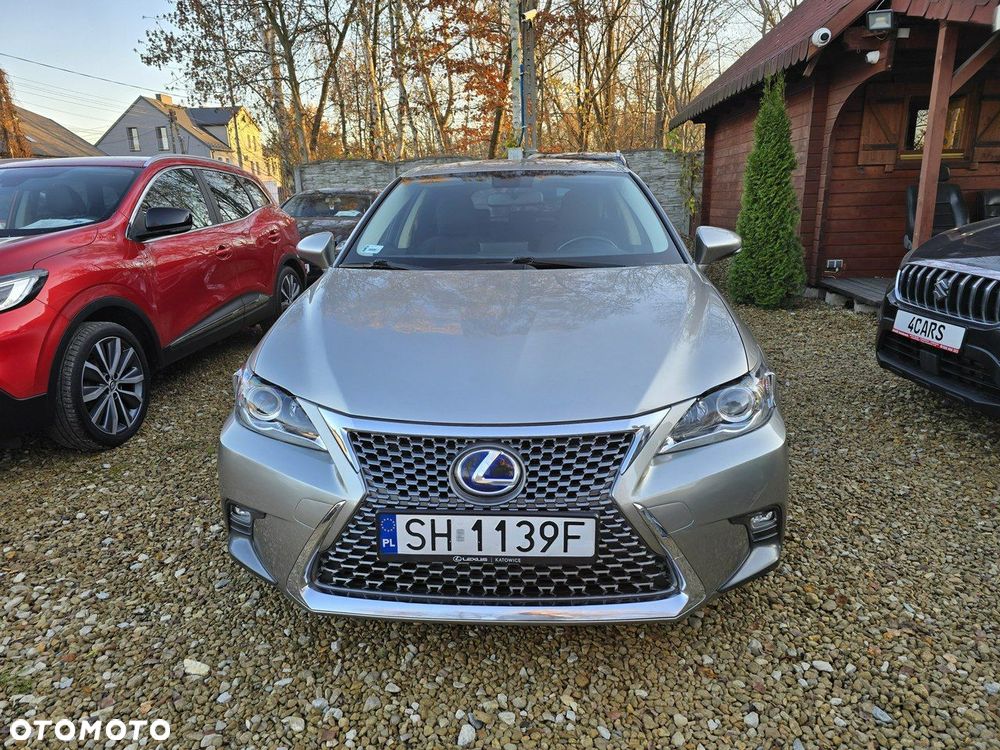 Lexus CT - 2