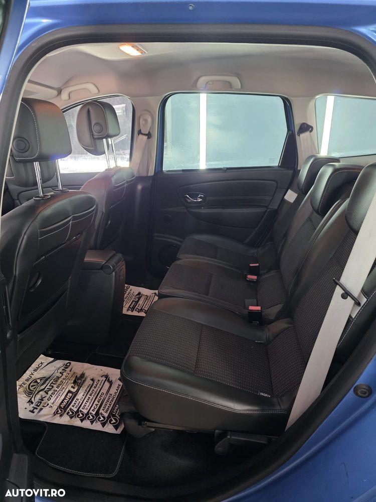 Renault Scenic - 9