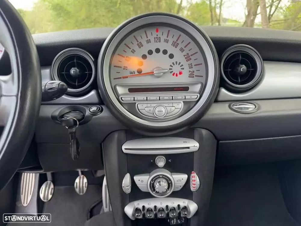 MINI 3 Portas Cooper S - 8