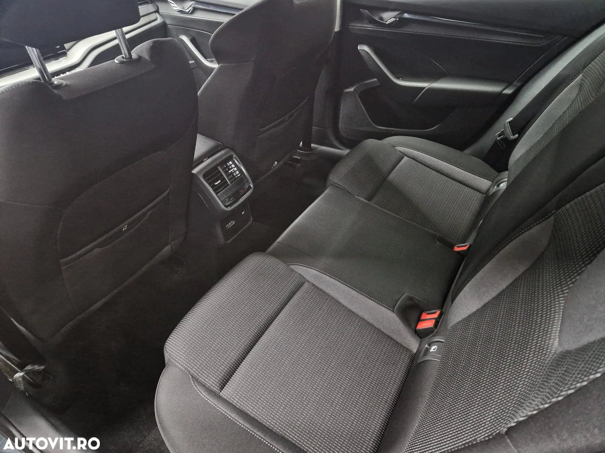 Skoda Octavia 2.0 TDI Ambition - 25