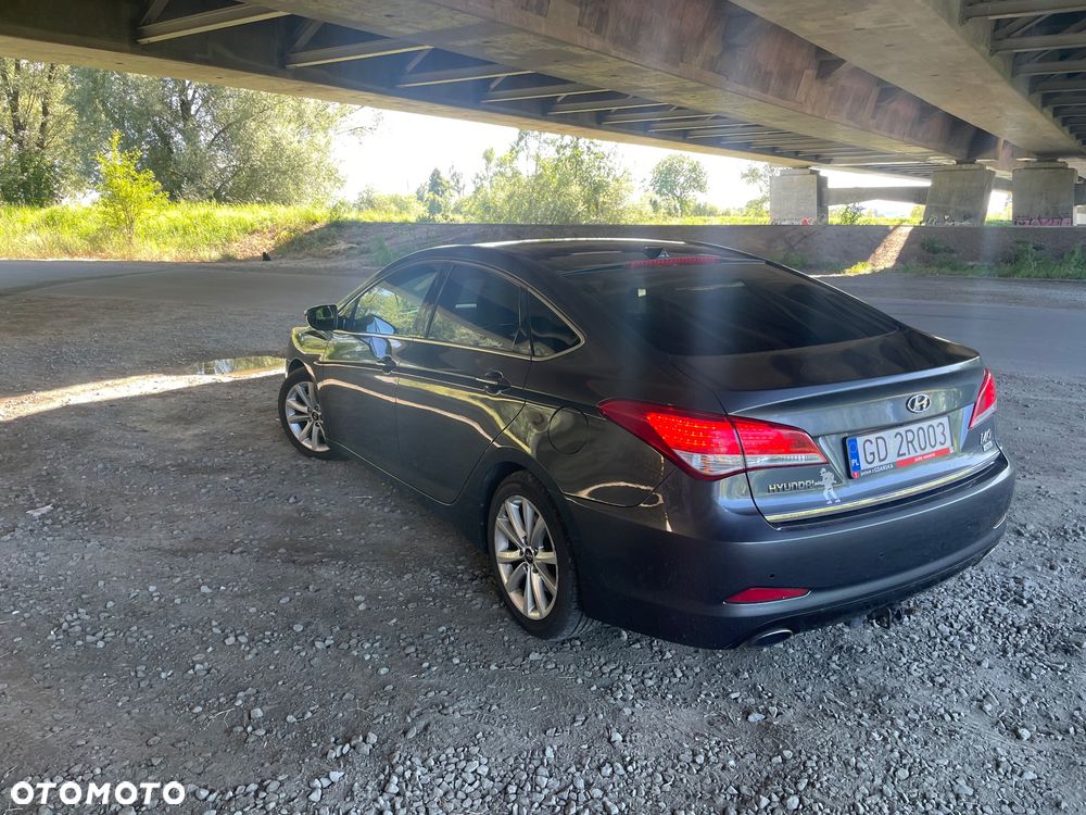 Hyundai i40 1.7 CRDi Automatik Premium - 4
