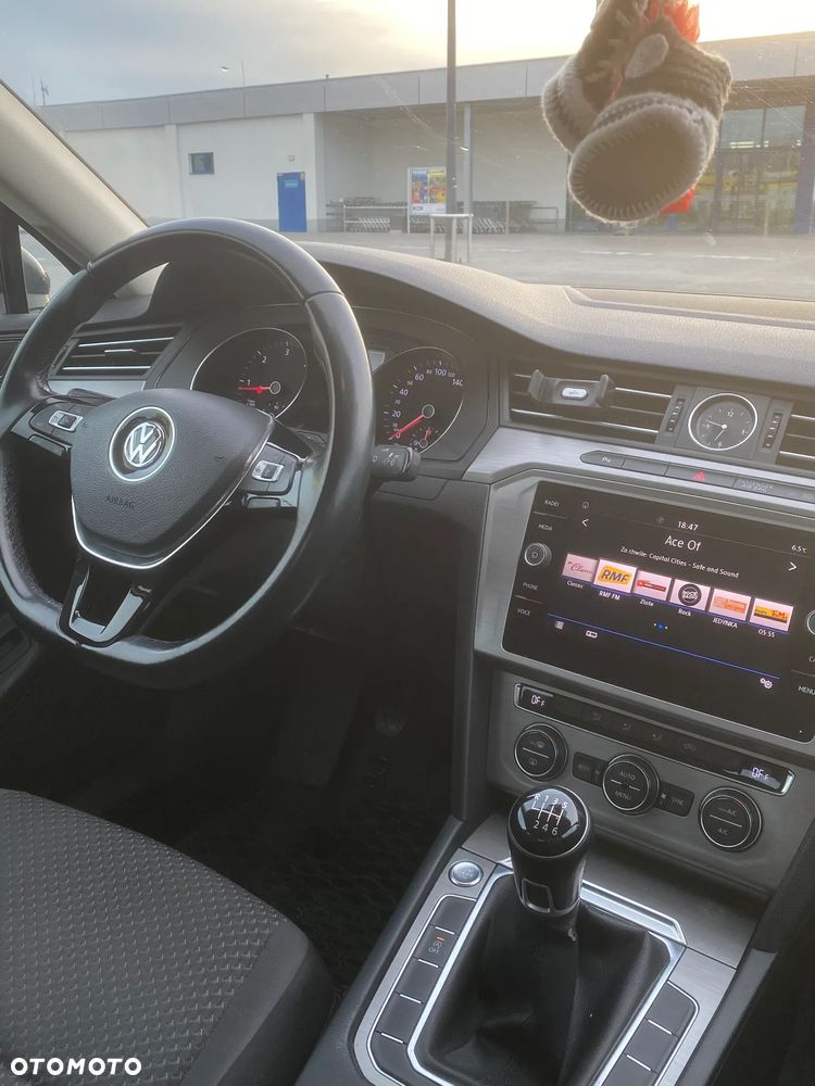 Volkswagen Passat 2.0 TDI BMT City - 10