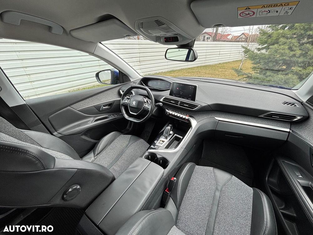 Peugeot 3008 1.6 BlueHDI S&S EAT6 Allure - 10