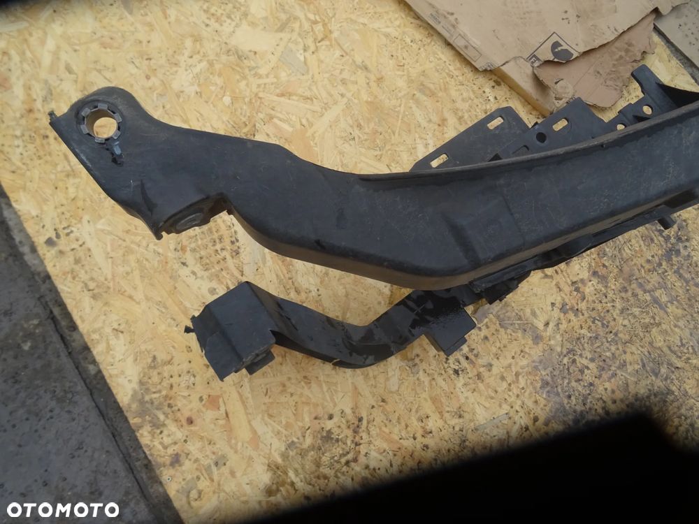 Pas Przedni Mercedes Sprinter W906 - 5