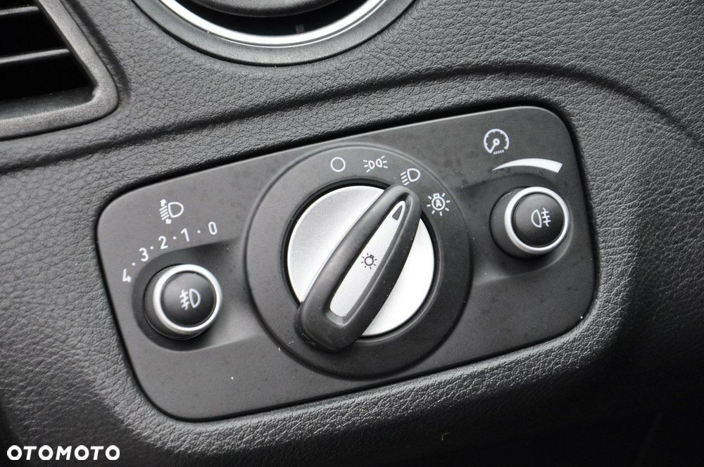 Ford S-Max 2.0 TDCi DPF Titanium - 15