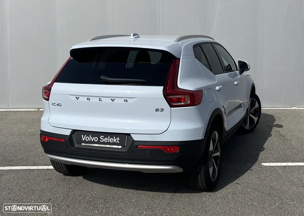 Volvo XC 40 2.0 B3 Core - 2