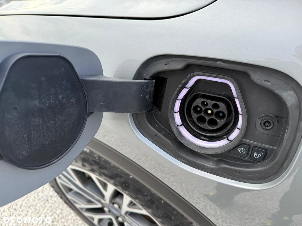 Ford Kuga 2.5P PHEV FWD Graphite Tech Edition e-CVT - 34