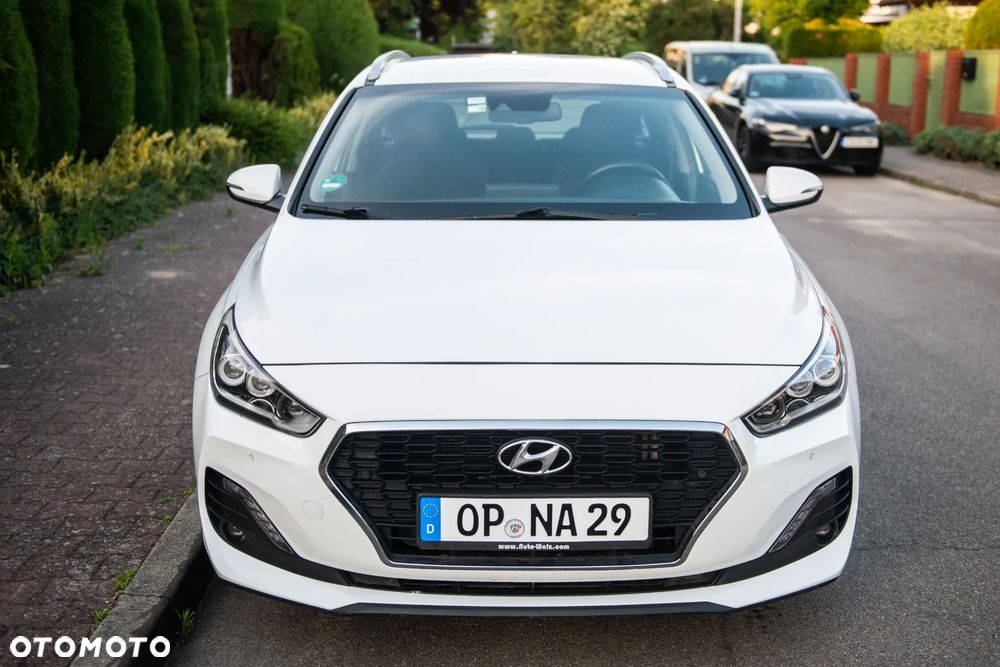 Hyundai i30 1.6 CRDI DCT Style - 9