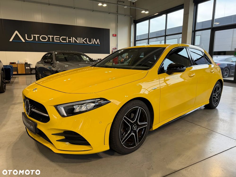Mercedes-Benz Klasa A 180 7G-DCT Edition 2020 - 1