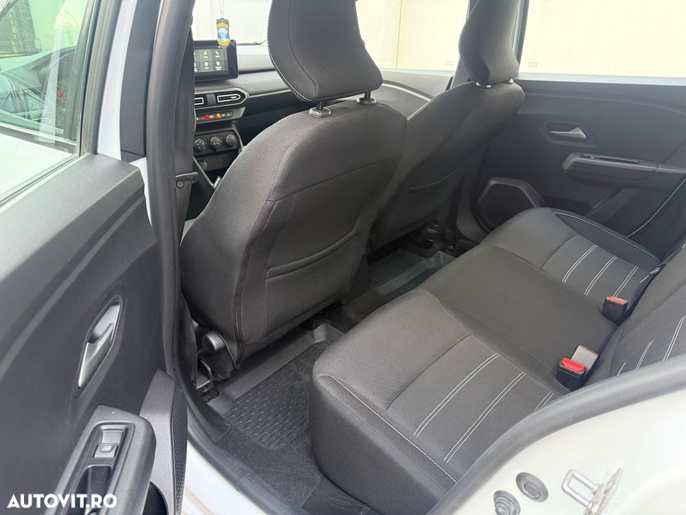 Dacia Logan TCe 90 MT6 Expression - 8