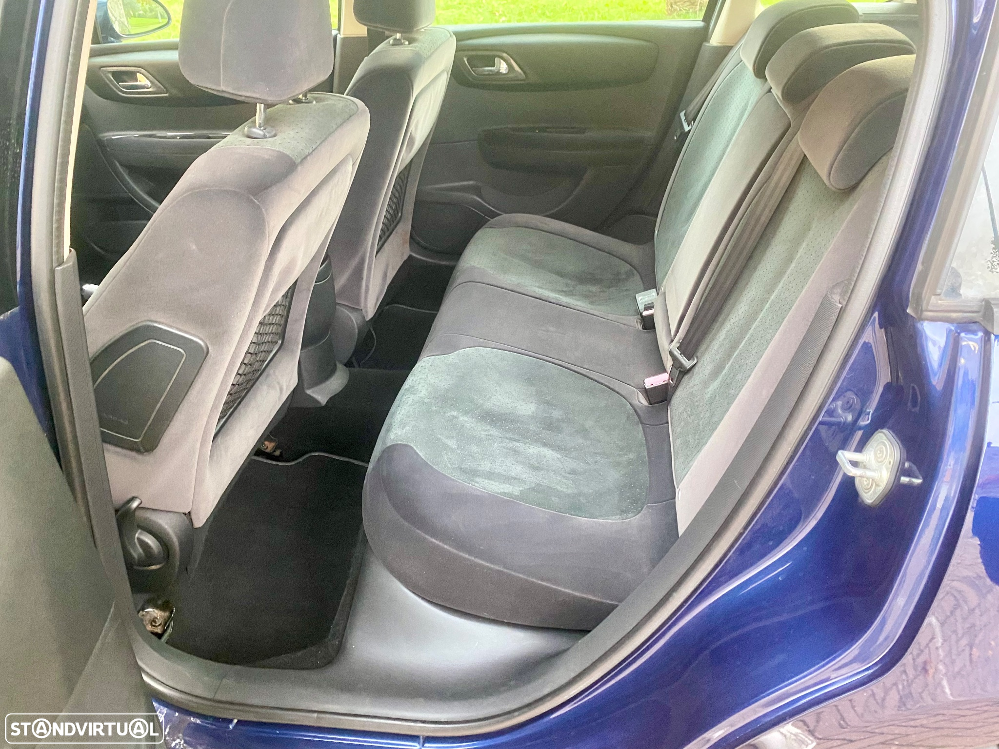 Citroën C4 1.6 HDi 110 Exclusive - 22