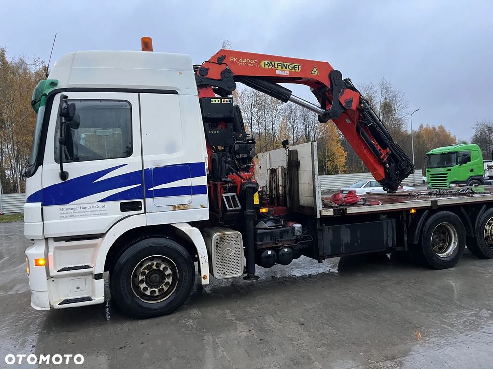 Mercedes-Benz ACTROS - 12