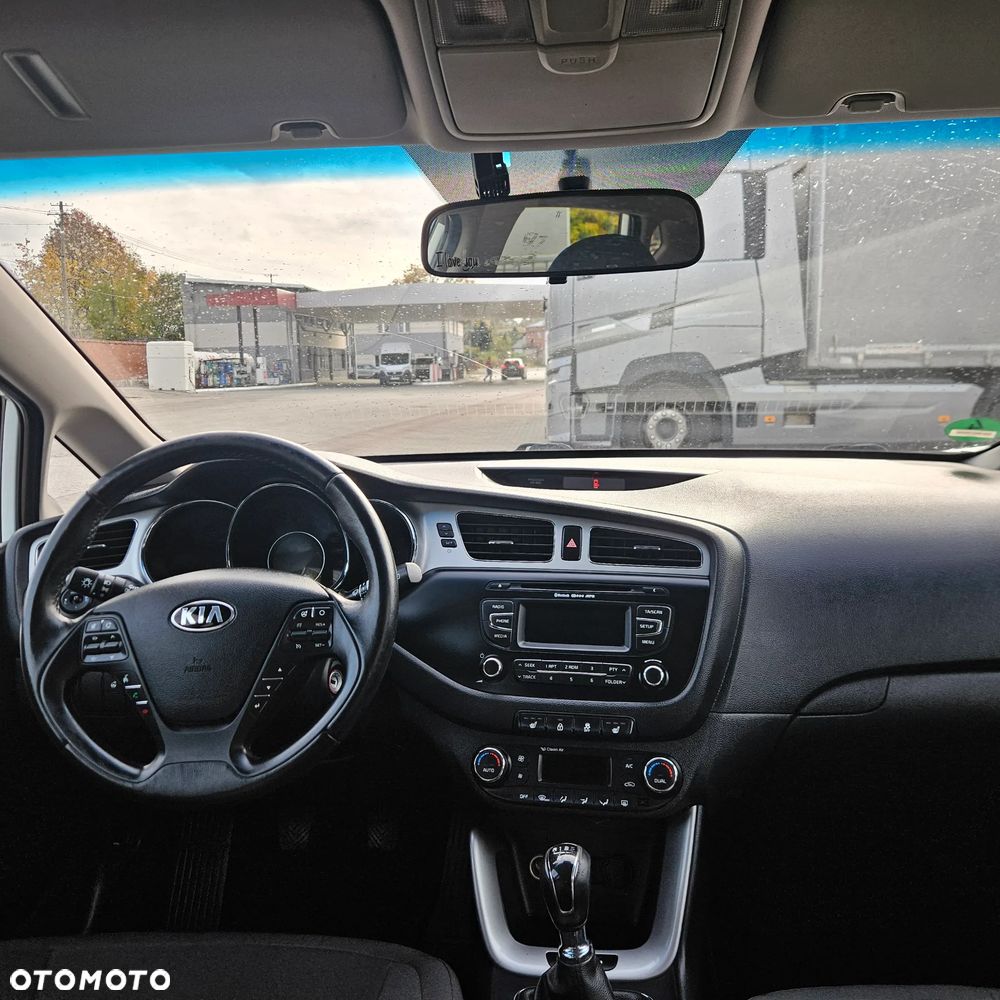 Kia Ceed - 17