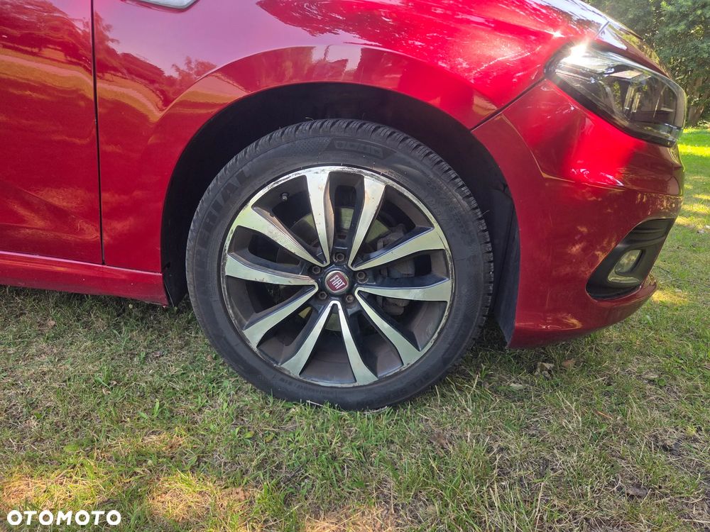 Fiat Tipo 1.4 16V Lounge EU6d - 5
