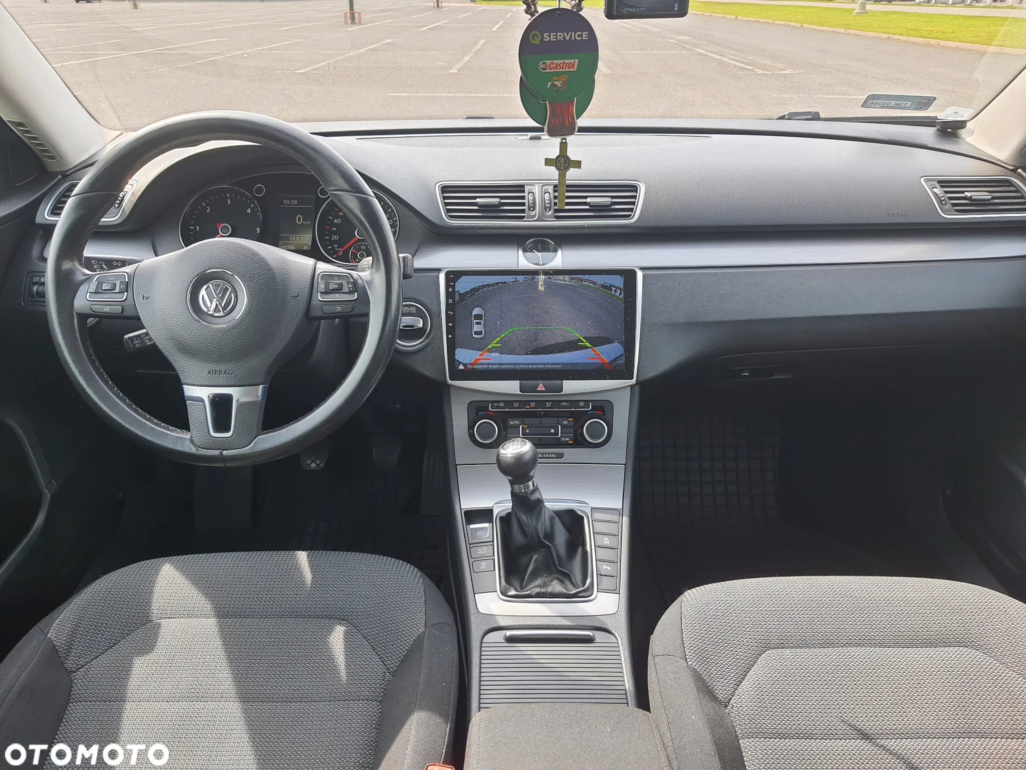 Volkswagen Passat 1.6 TDI DPF BlueMot Comfortline - 17