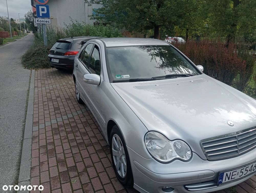Mercedes-Benz Klasa C 180 Kompressor Classic - 11