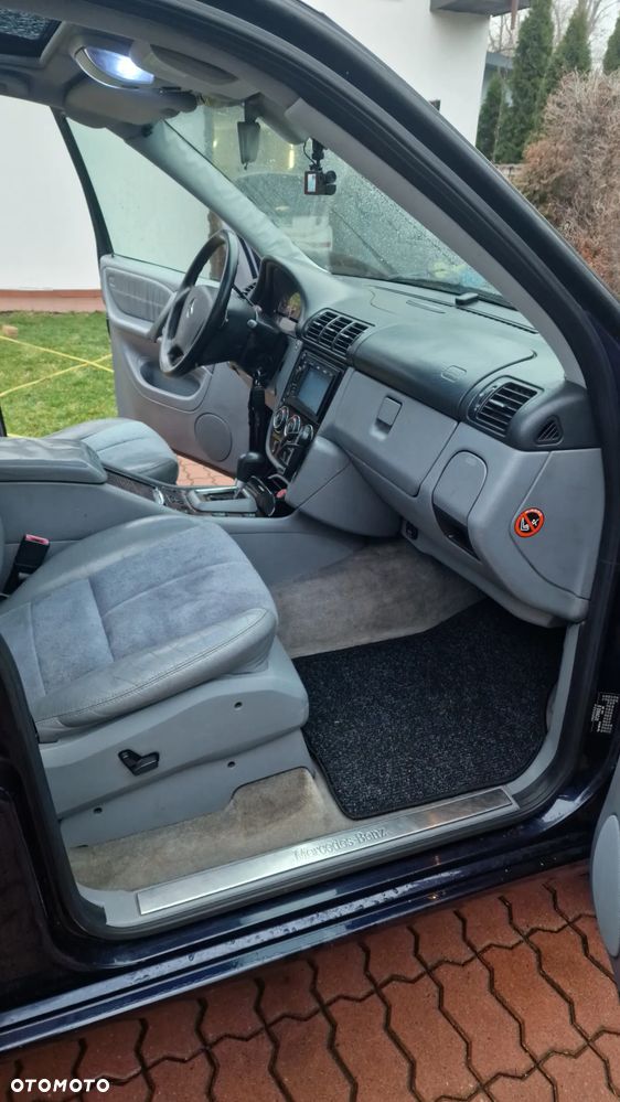 Mercedes-Benz ML - 11