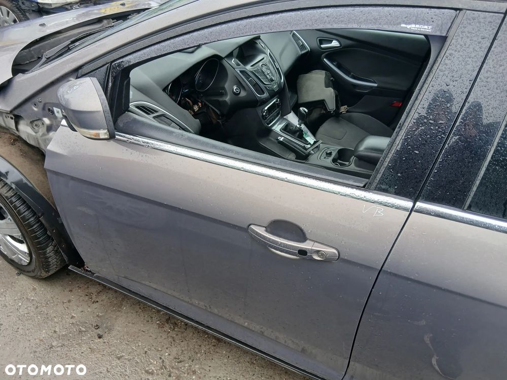 Ford Focus Mk3 Kombi Drzwi Przód Przednie Lewe Kolor VB - 1