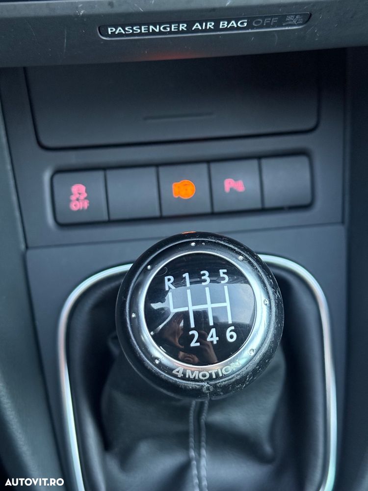 Volkswagen Golf 2.0 TDI DPF 4Motion Style - 14