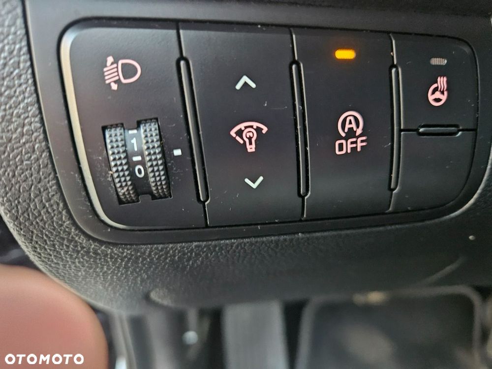 Kia Ceed 1.6 GDI ISG Dream-Team Edition - 22