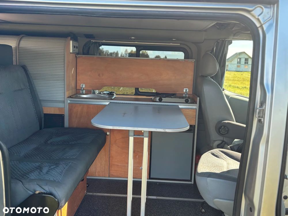 Renault Trafic - 14