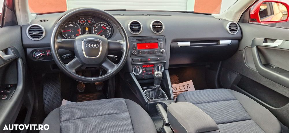 Audi A3 1.6 TDI Sportback DPF Ambiente - 36