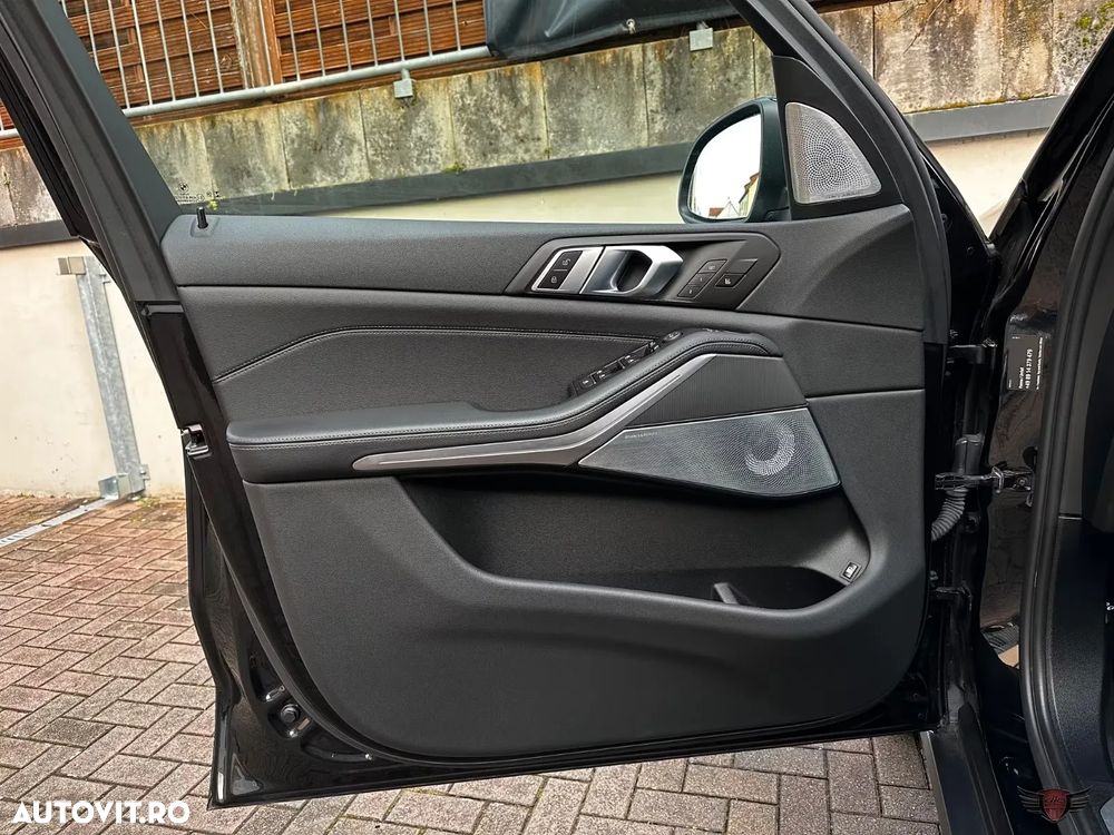 BMW X5 xDrive45e - 23