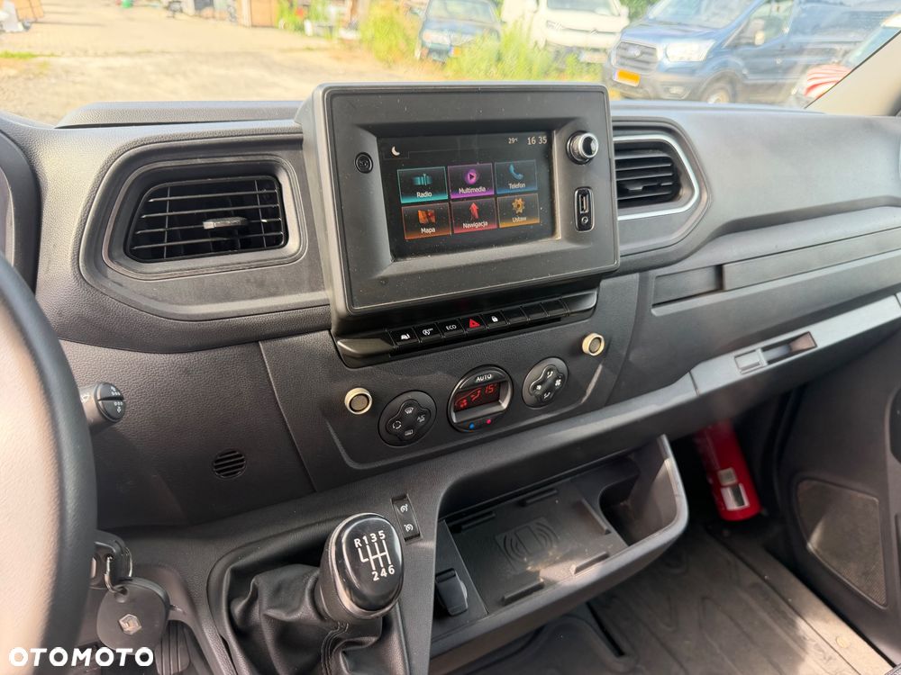 Renault Master - 15