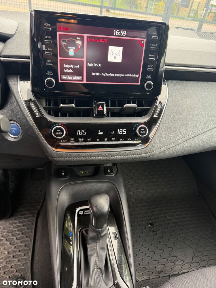 Toyota Corolla 1.8 Hybrid Comfort - 13