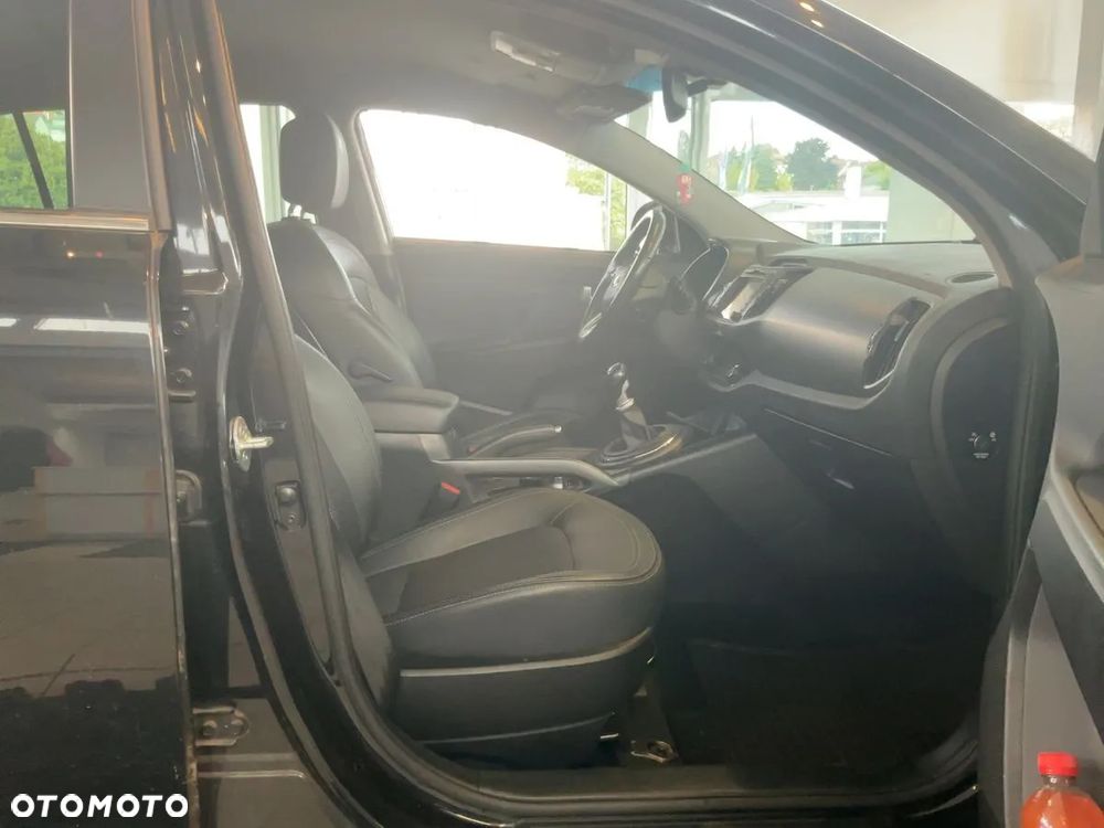 Kia Sportage 1.7 CRDI 2WD Spirit - 8