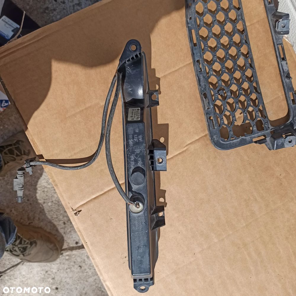 W212 AMG LAMPA LED DRL PRAWY LEWY KRATKA A2128201256 - 5