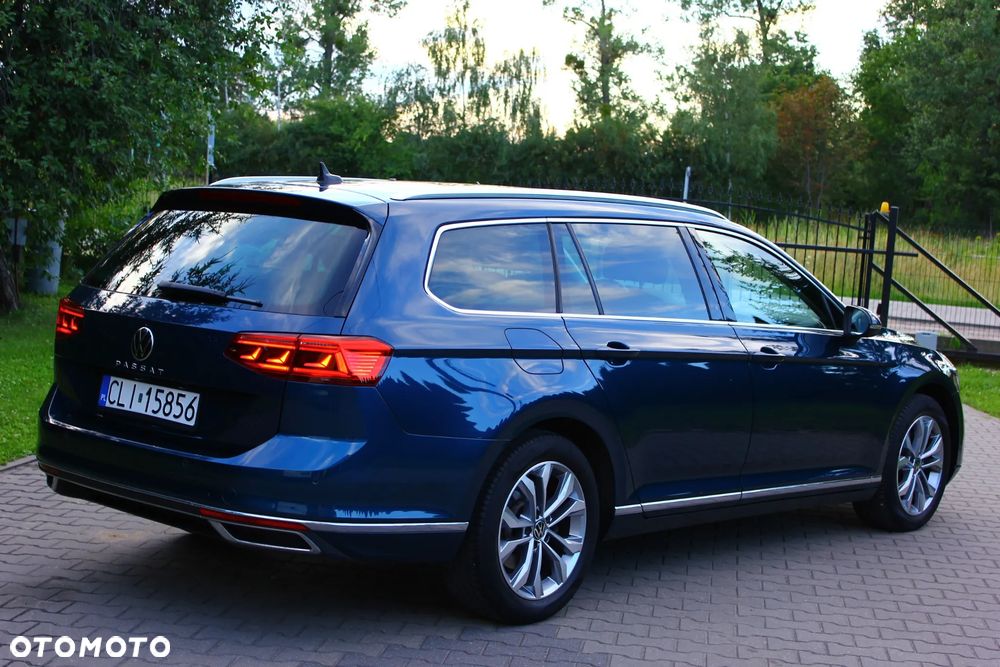 Volkswagen Passat 2.0 TDI SCR DSG Elegance - 21