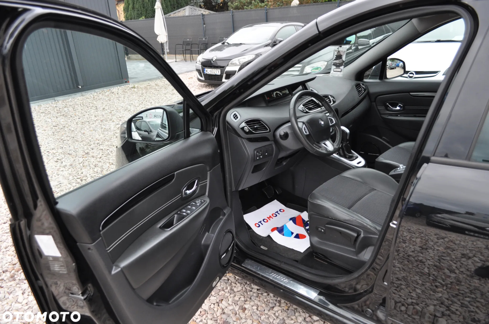 Renault Scenic 1.5 dCi Bose EDC - 12